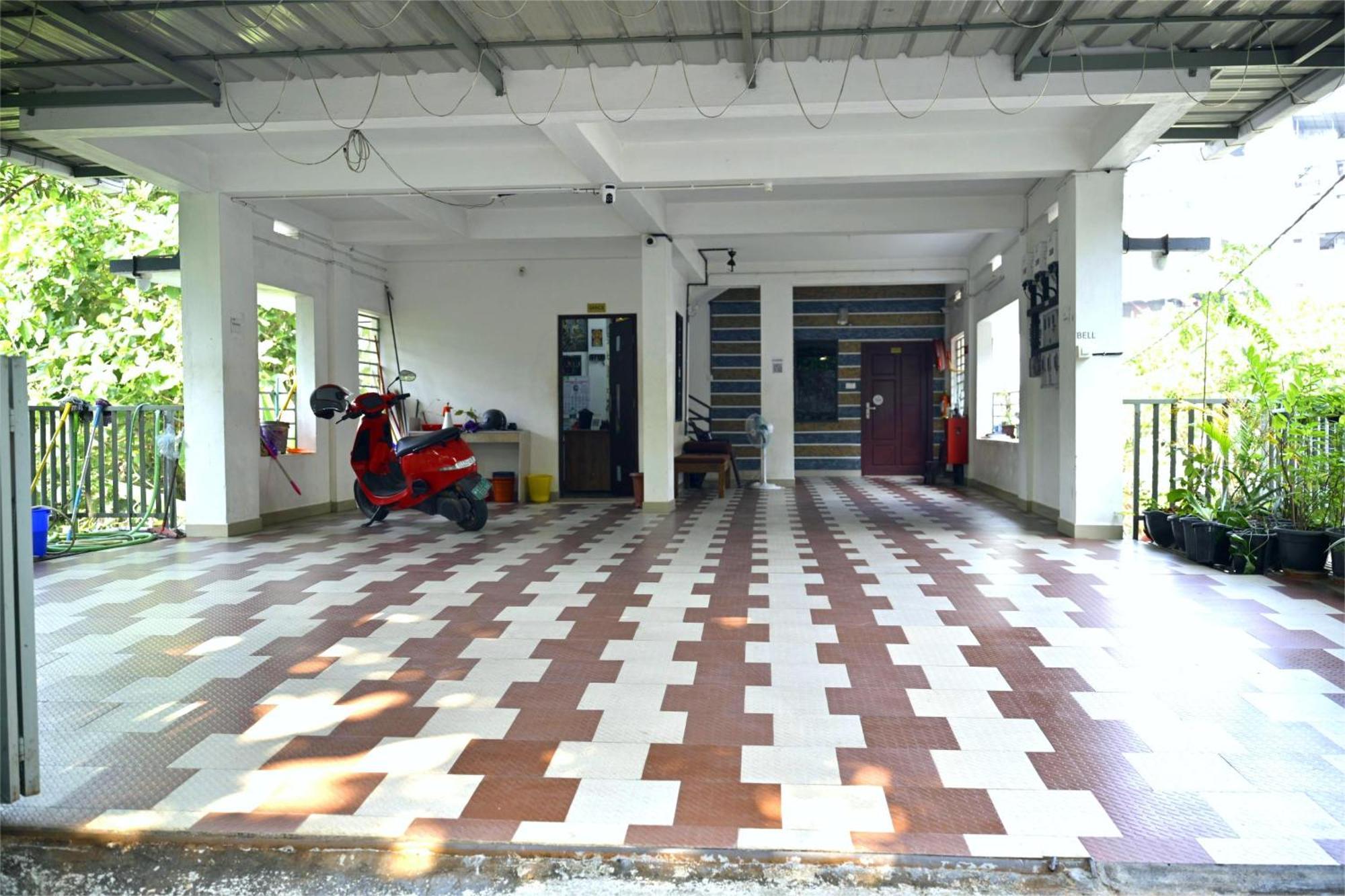 Alwaye Nirupama,Hotel Aluva 700 Mtr From Aluva Railway Station מראה חיצוני תמונה